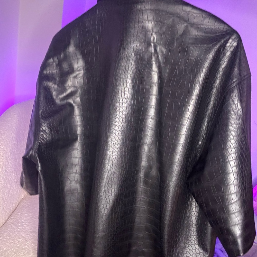 Black Crocodile Pattern Leather Jacket - image 6